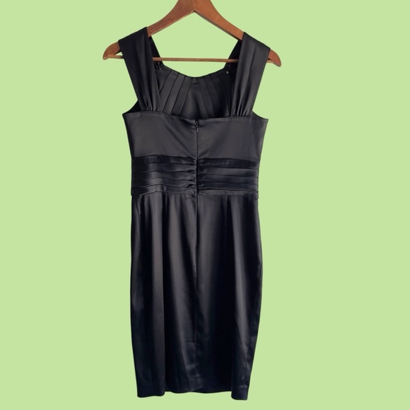 Calvin Klein elegant little black dress size 2 - Picture 5 of 9